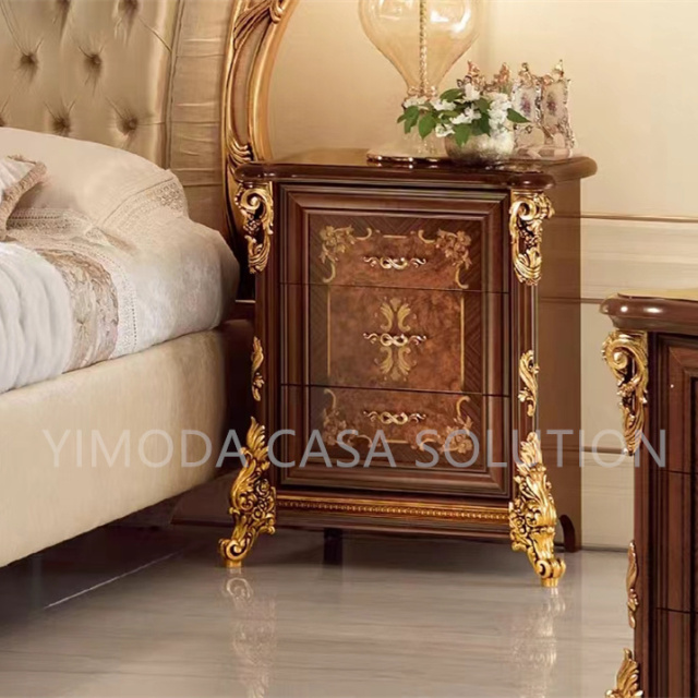 European Style Luxury Double Bed White Chesterfield Carved For Villa Master Bedroom Antique Luxury Bedroom Furniture Apartment Hotel