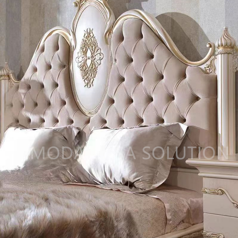 Antique Style Natural Solid Wood Purple Chesterfield velvet Bedroom Furniture Handcarved Double King Size Bed