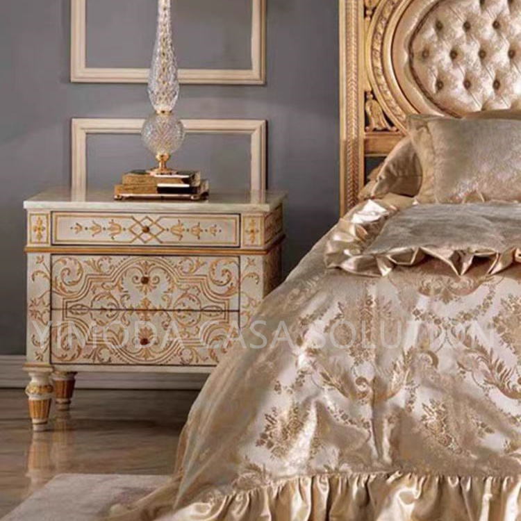 European Antique Princess Beige Chesterfield velvet Double Bed Solid Wood Shell Carving French High End Luxury Villa Bedroom King Size Bed