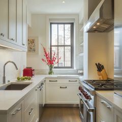Italian Luxury High-End Shaker kitchen Cabinets Pull-Down Basket Feature Ready Assemble For Villa Apartment Kitchen