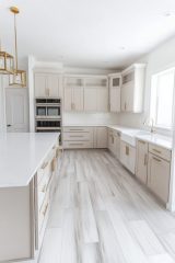 Villa High Luxury Eco-friendly Shaker Modular Custom Beige Modern Kitchen Cabinets For Apartment villa