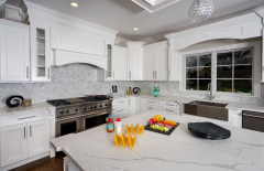 Eco-Friendly Modern Modular White Shaker Kitchen Cabinets With Sink Drawer Basket Faucet Custom Size & Color