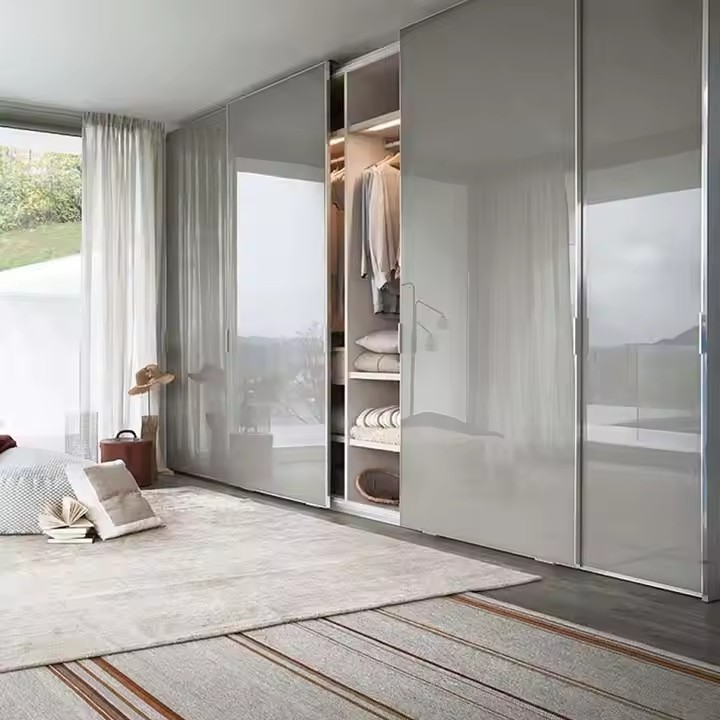 New Design Bedroom Furniture Sliding Door Wooden Lacquer Modern Beige Simple Home Wardrobe Customized Size Bedroom Closet