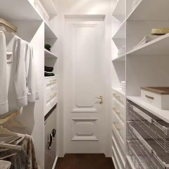 European Luxury White Walk-in Closet with White Accents Carved Details Design High-quality Freestanding Wardrobe for villa Apartment