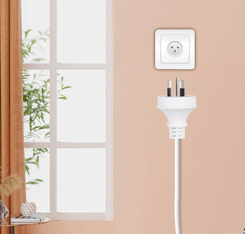 Aussie Style 1m Strip: 4 Plugs, USB & USB-C