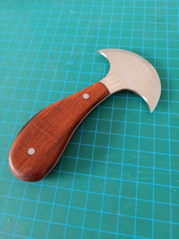 KL Full-Tang Rosewood Small Round Knife
