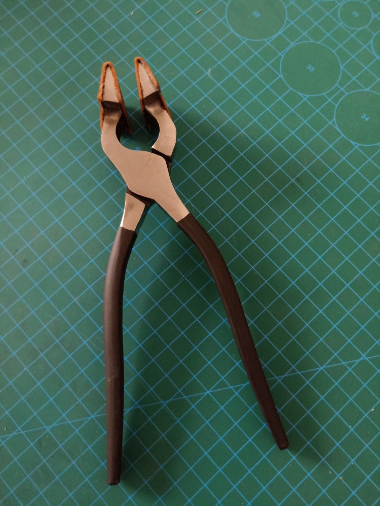 KL leather glued clamp