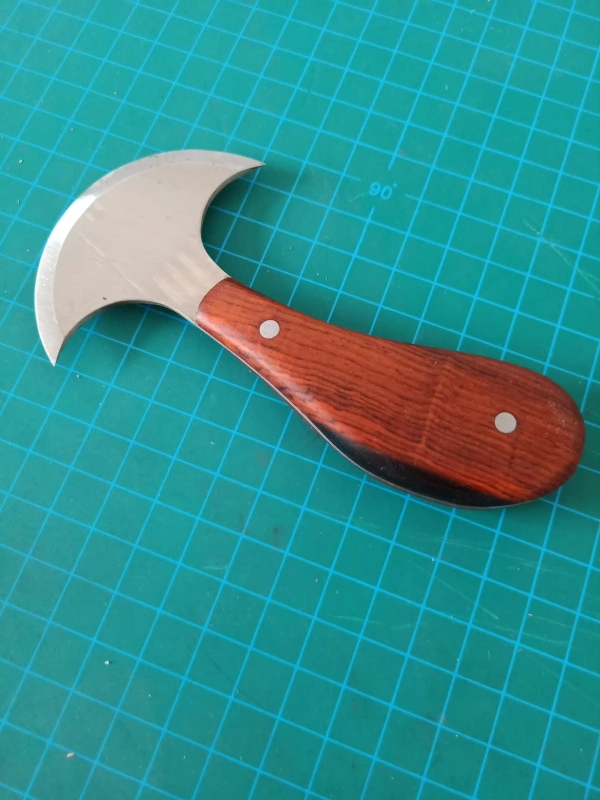 KL Full-Tang Rosewood Small Round Knife