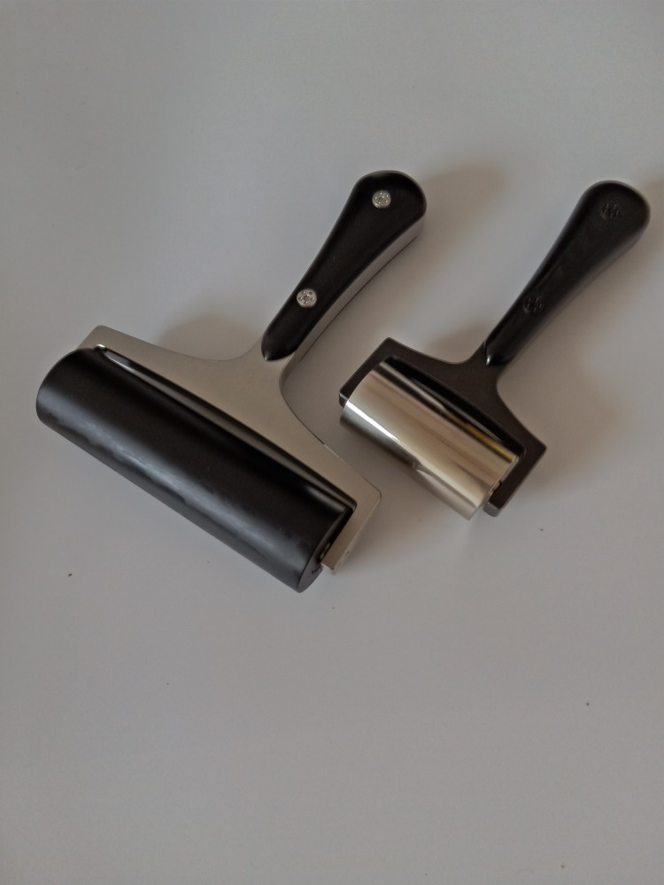 Solid stainless steel Leather guled roller