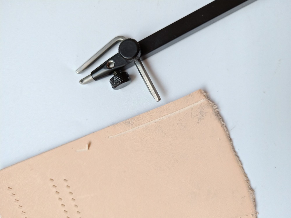 KL black  stainless steel stitching groover