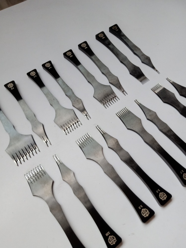 KL Black Stitching Chisel (Japanese Diamond Style)