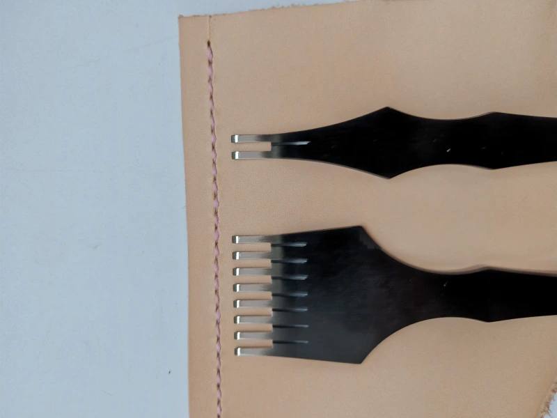 KL Black Stitching Chisel (Flat Style)