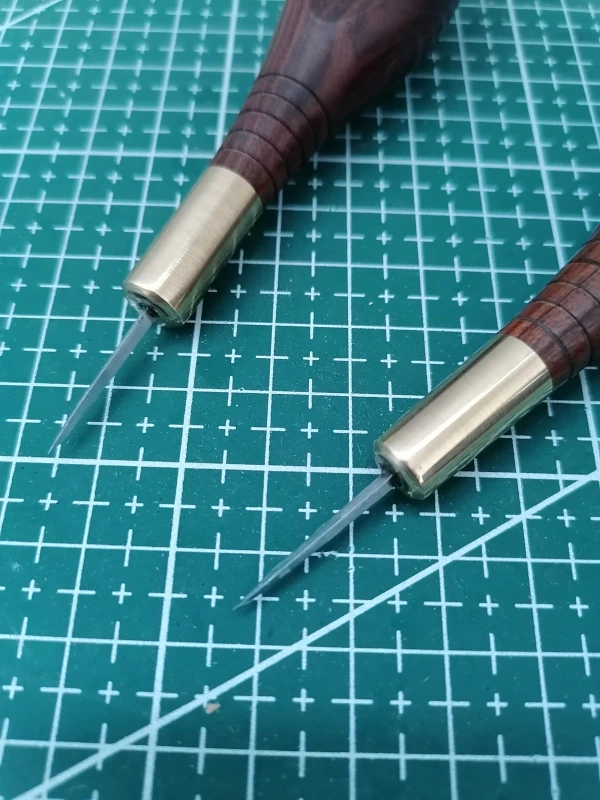 (Custom) Triangle Awl