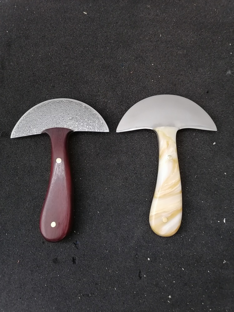 KL Damascus Round Knife