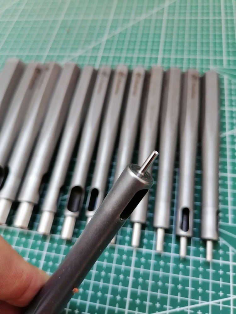 (New) Premium Taperless Hole Punch