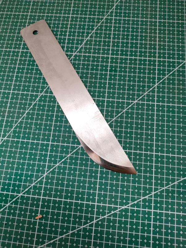 KL Oblique Rounded Skiving Knife