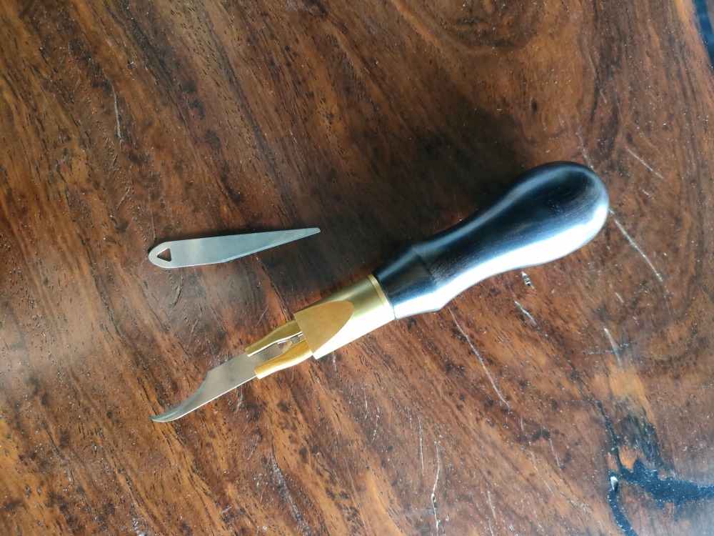 Interchangeable Blade Knife