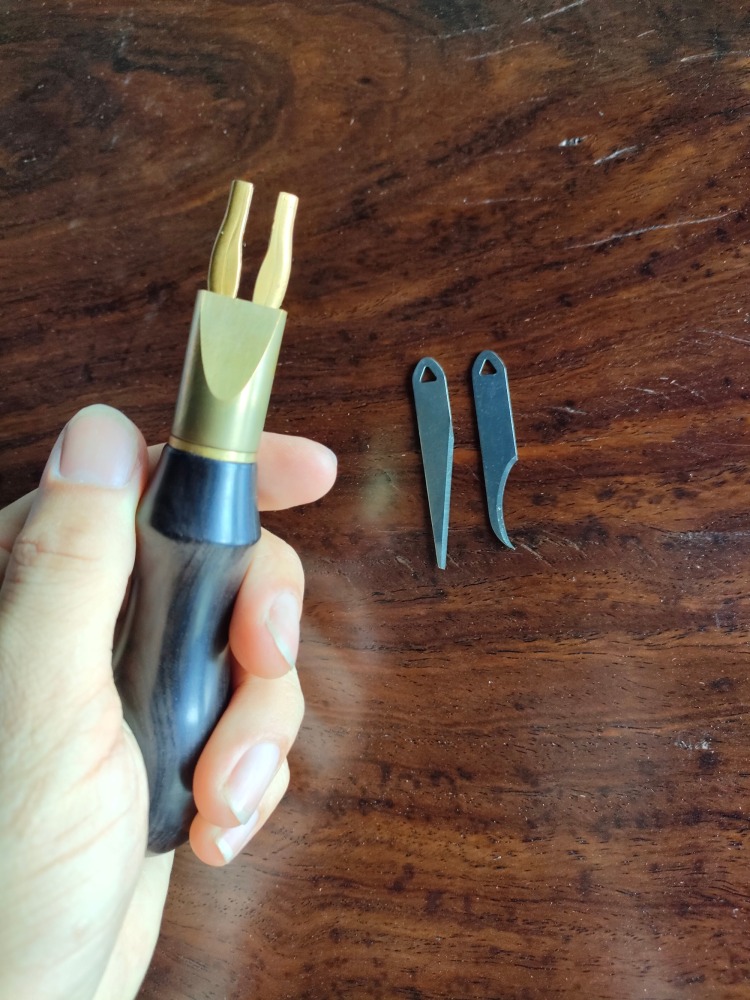 Interchangeable Blade Knife