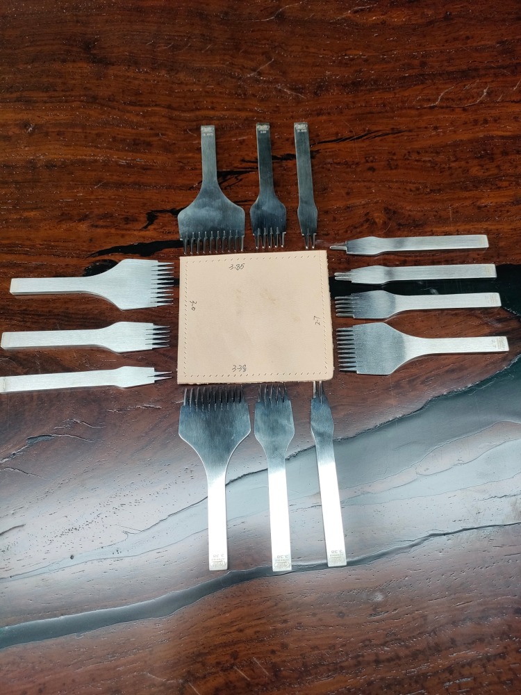 KL Basic Pricking Iron (French Style)