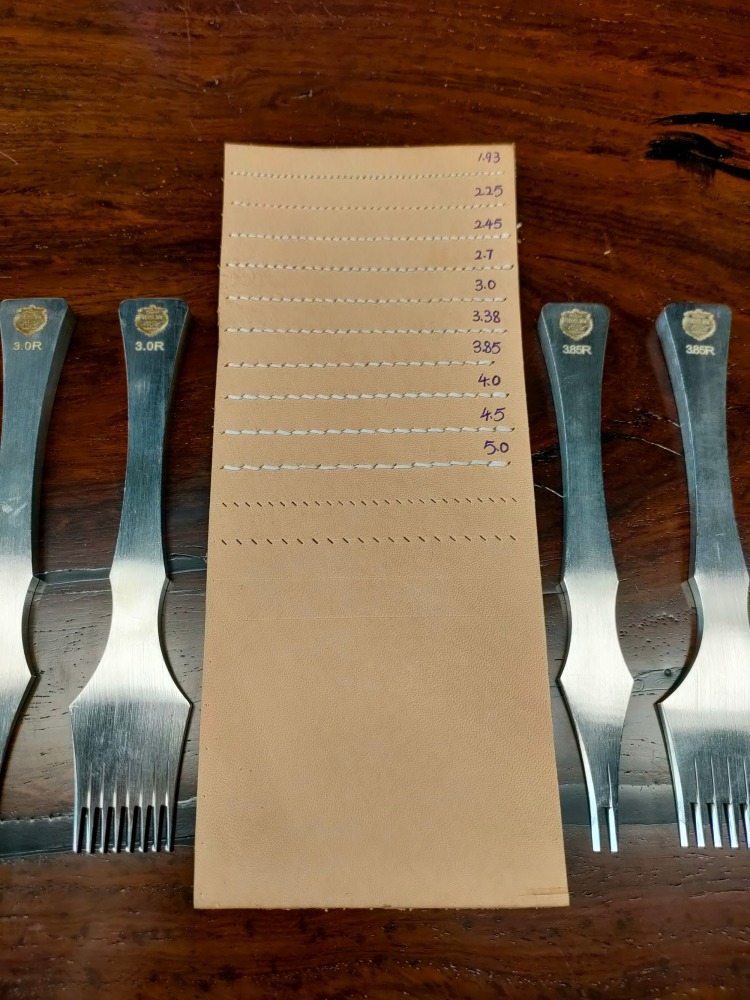 KL Pricking Iron (French Style)