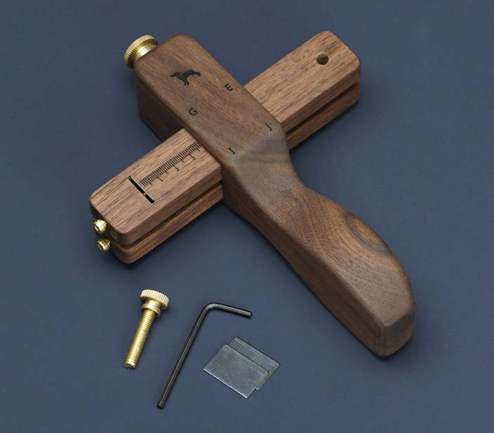 Premium Walnut Strap Cutter