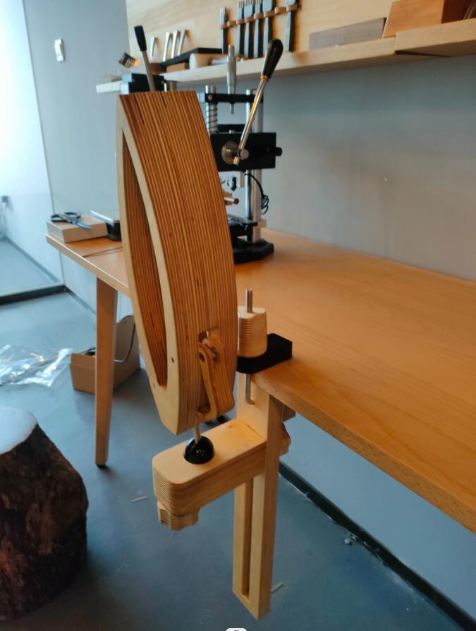 Universal Liftable Stitching Clamp