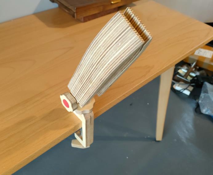 Small Table Mounted (Swivel) Stitching Pony
