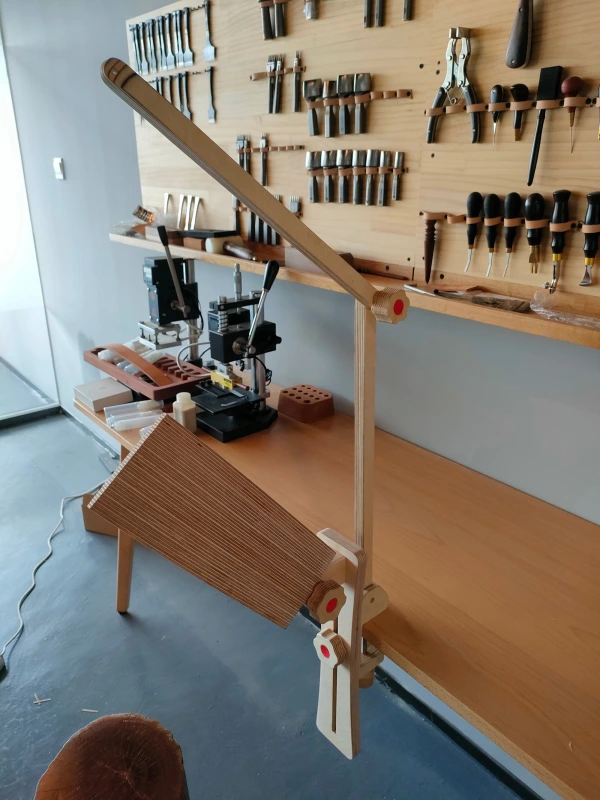 KL new multifunctional stitching pony