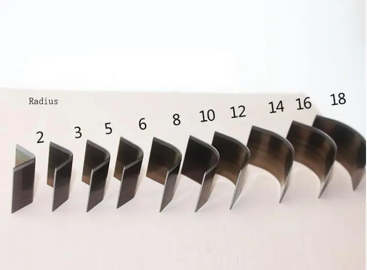 Radius punch die set