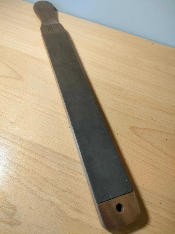 Large Walnut strop