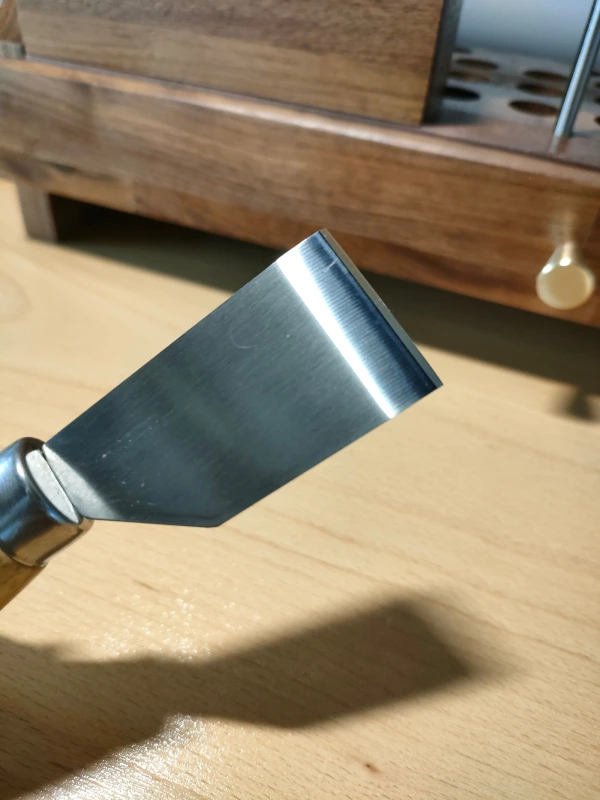 Basic Japanese style cutting knife