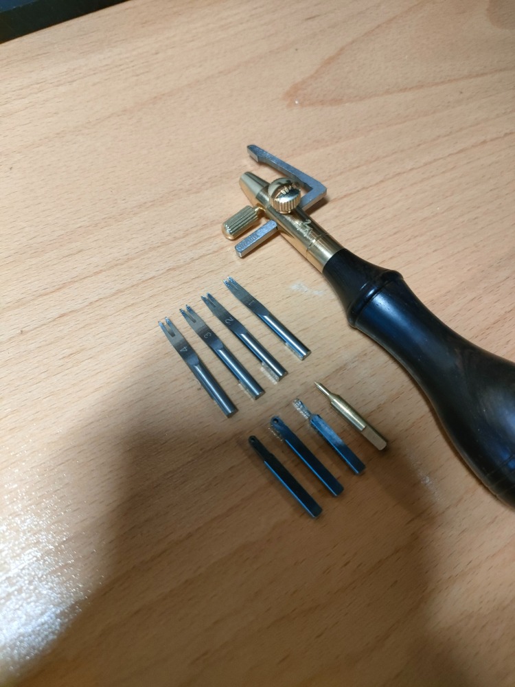 Multifunctional interchangeable stitiching groover&edge bevelers