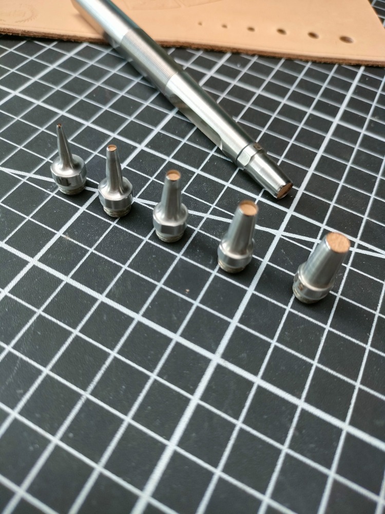 Interchangeable round hole punch(1-6mm)