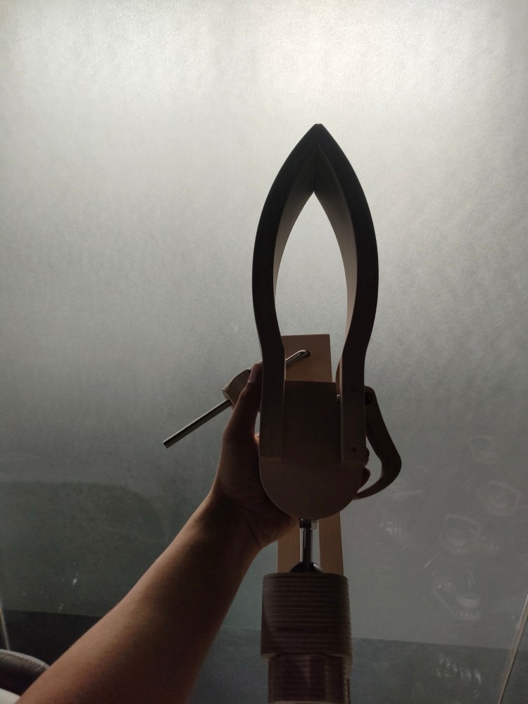Liftable&universe stitching pony