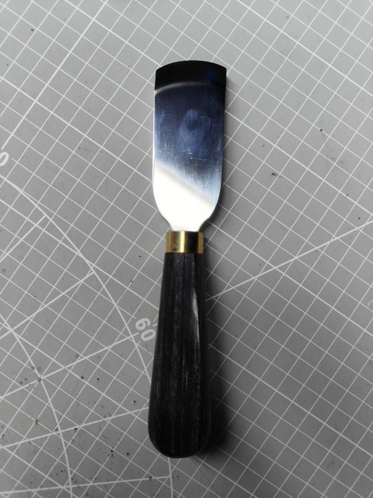 Skiving knife set