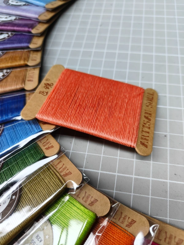 Small piece wax round thread