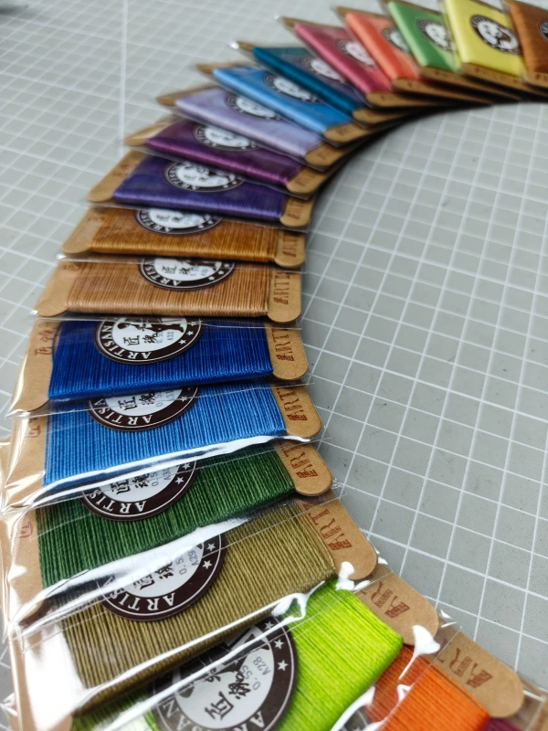 Small piece wax round thread