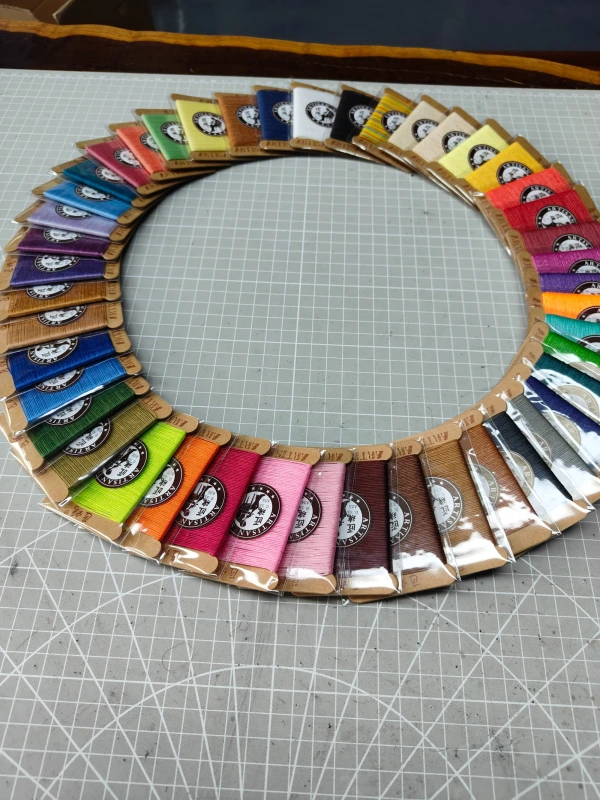 Small piece wax round thread