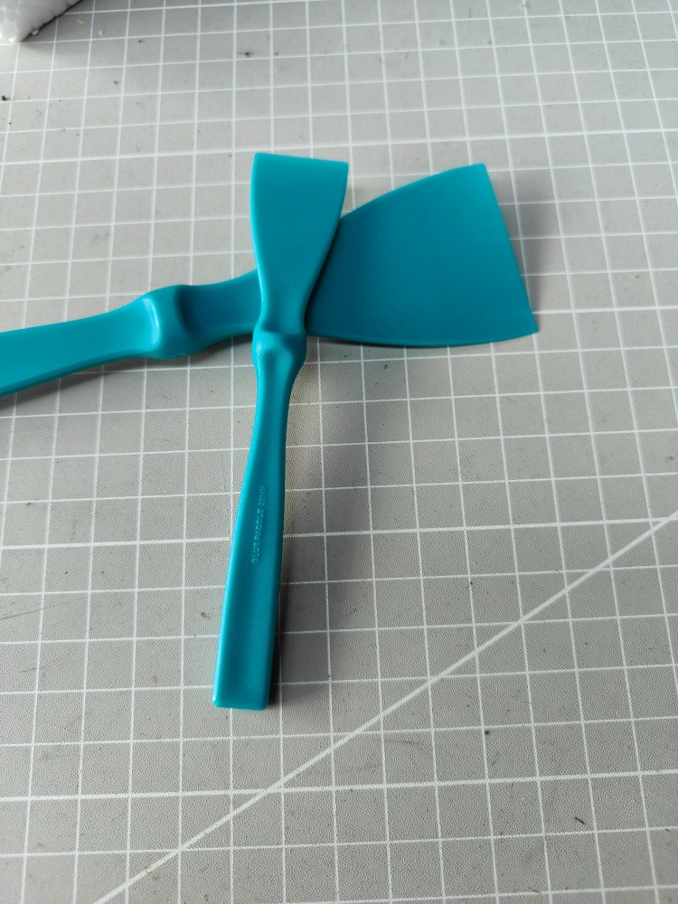 Glue spreader (plastic)