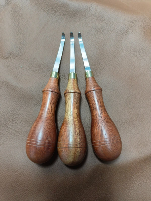 American style edge beveler
