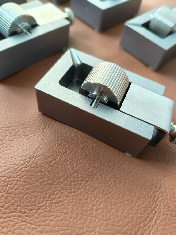 KL aluminum edge paint box