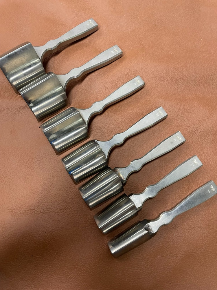 KL New belt punch V shape