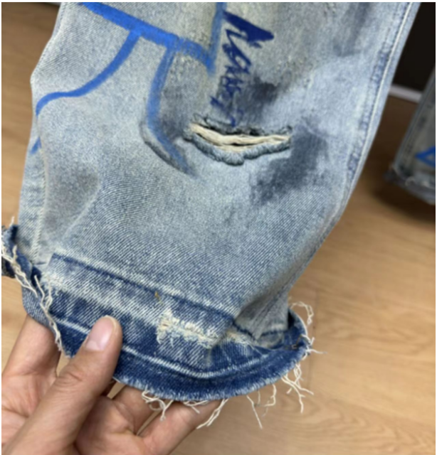 Street heavy washed distressed hand-painted graffiti destroyed trendy men's loose jeans printed straight