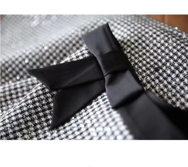 woolen autumn and winter 9063 black and white sequined short skirt