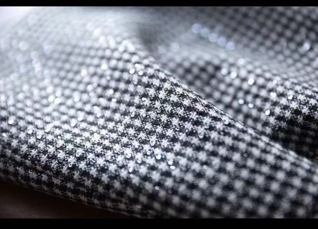 woolen autumn and winter 9063 black and white sequined short skirt