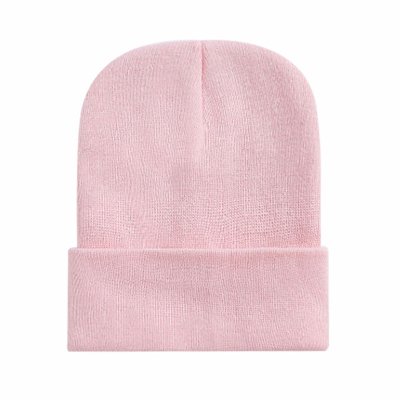 Cuffed Knit Beanie w/Woven Patch