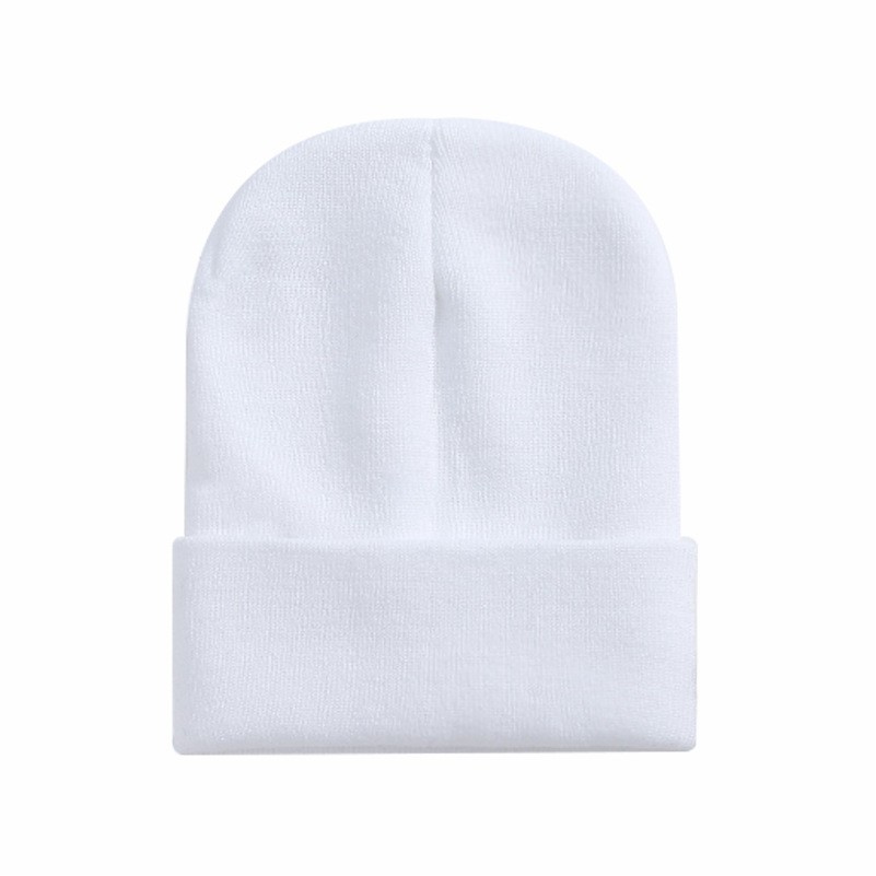 Cuffed Knit Beanie w/Woven Patch