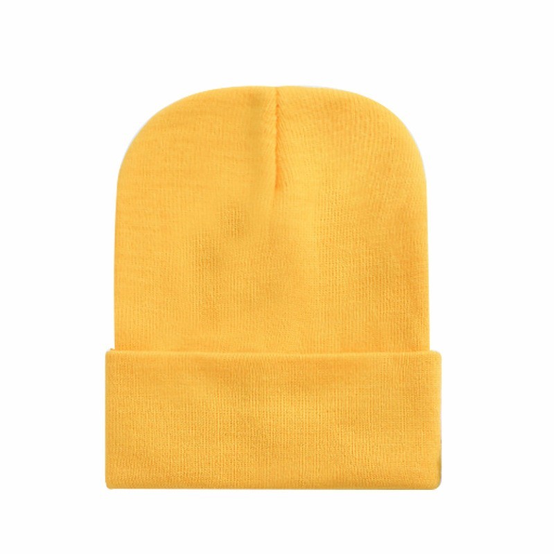 Cuffed Knit Beanie w/Woven Patch