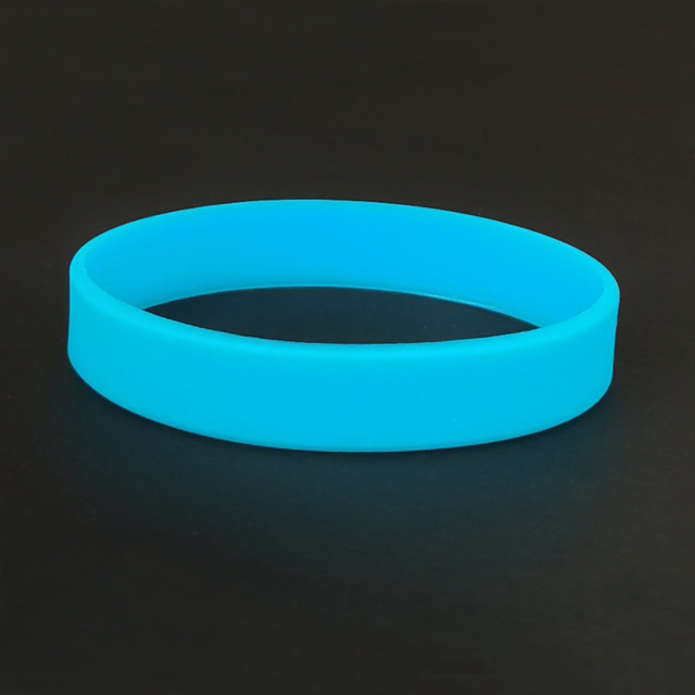 1/2 Inch Glow In The Dark Silione Wristband