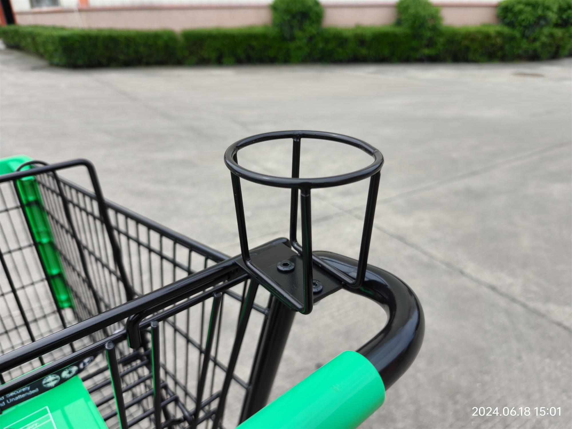 Durable Metal Shopping Trolleys for Supermarkets & Retail Stores